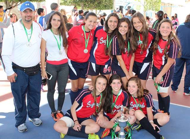 与前锋线的 与前锋线的